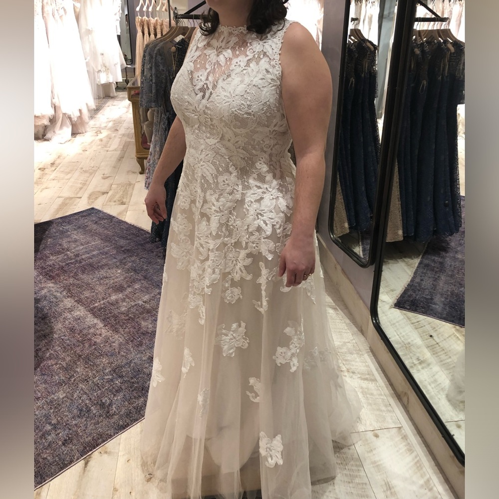 BHLDN True Romantic Wedding Dress NWT - Picture 2 of 7